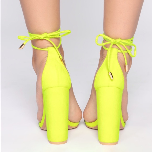 Fashion nova Neon Yellow - Picture 4 of 4